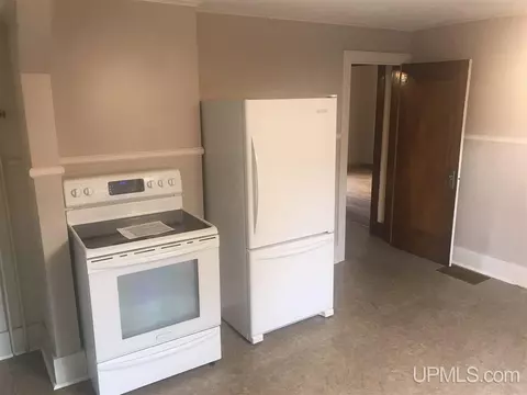 623 Wabash, Ishpeming, MI 49849 photo 5