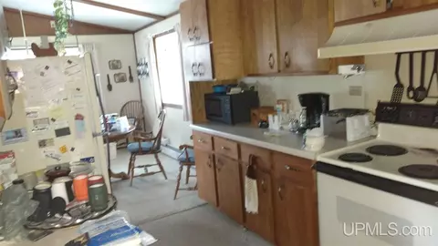 672 Jopling, Ishpeming, MI 49849 photo 11