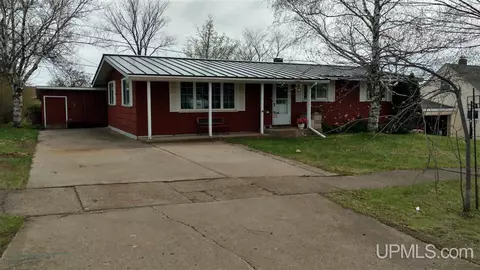 672 Jopling, Ishpeming, MI 49849 photo 1