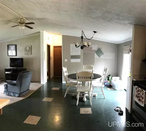 940 Third, Hancock, MI 49930 photo 5