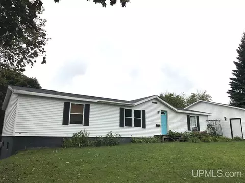 940 Third, Hancock, MI 49930 photo 1