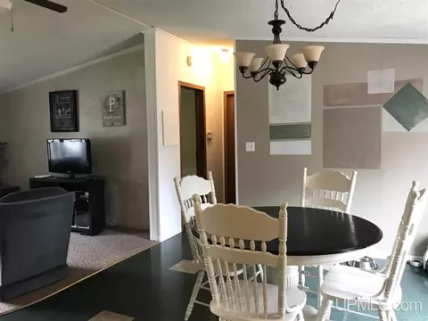 940 Third, Hancock, MI 49930 photo 3