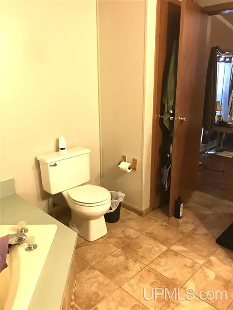 940 Third, Hancock, MI 49930 photo 18