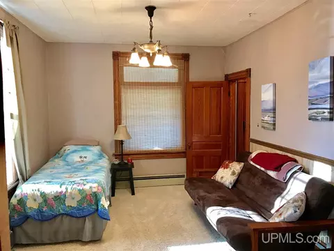 634 Iron, Ishpeming, MI 49849 photo 2