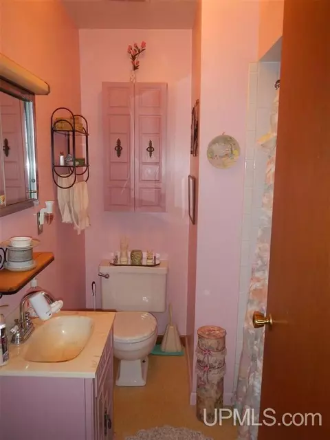 5622 25th, Gladstone, MI 49837 photo 18