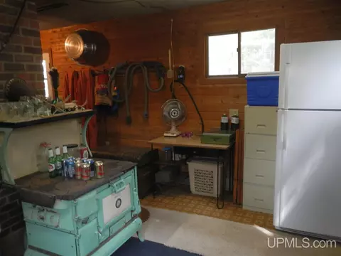 5622 25th, Gladstone, MI 49837 photo 22