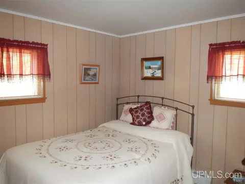 5622 25th, Gladstone, MI 49837 photo 17
