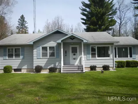 5622 25th, Gladstone, MI 49837 photo 1