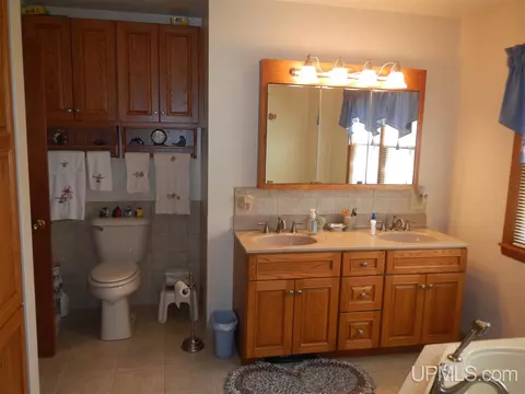 5622 25th, Gladstone, MI 49837 photo 13