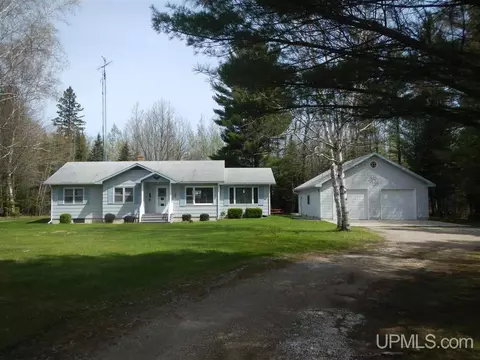 5622 25th, Gladstone, MI 49837 photo 2