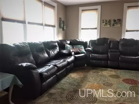 921 N Main, Ishpeming, MI 49849 photo 4