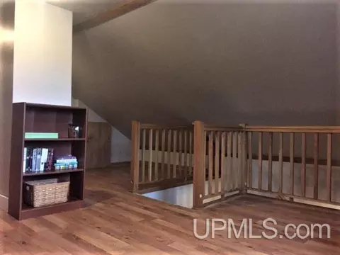 921 N Main, Ishpeming, MI 49849 photo 21