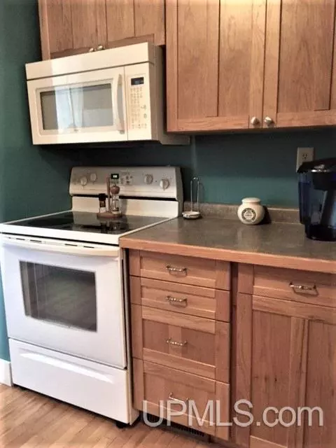 921 N Main, Ishpeming, MI 49849 photo 8