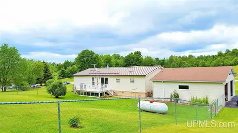 w7185 Johns Road, Niagara, WI 54151 photo 3