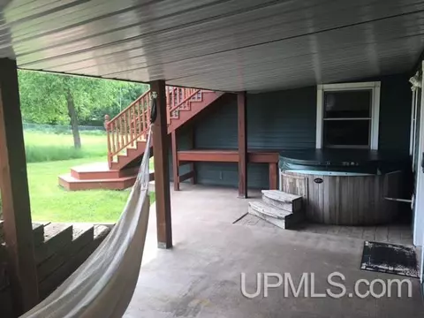 500 River, Ishpeming, MI 49849 photo 9