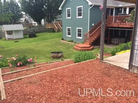500 River, Ishpeming, MI 49849 photo 6