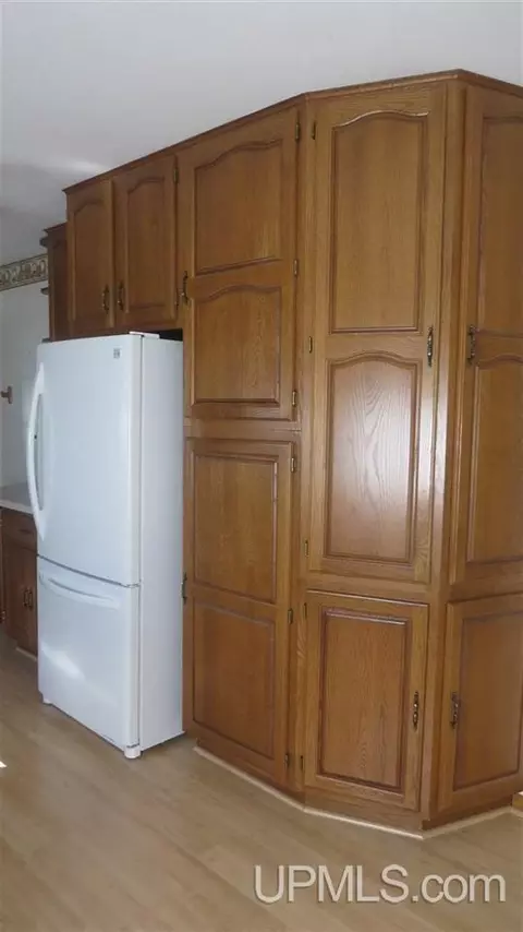301 S 26th, Escanaba, MI 49829 photo 13
