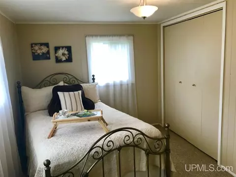 851 Wabash, Ishpeming, MI 49849 photo 8