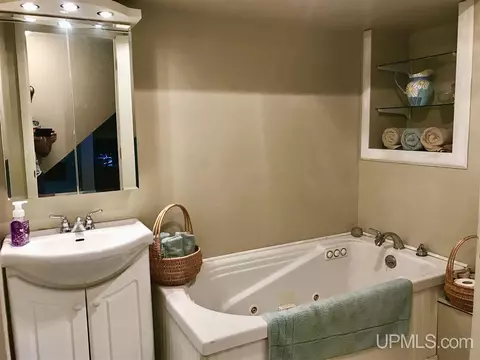 851 Wabash, Ishpeming, MI 49849 photo 19