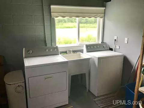 851 Wabash, Ishpeming, MI 49849 photo 22