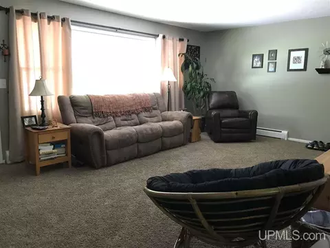723 N 5th, L'anse, MI 49946 photo 4