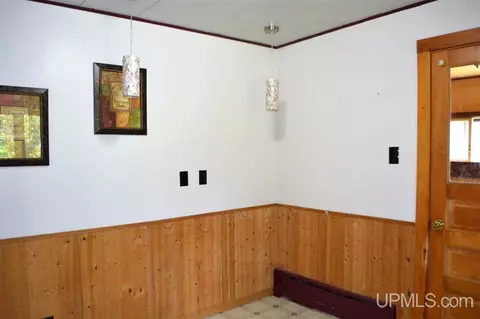 1845 Southwood, Ishpeming, MI 49849 photo 8