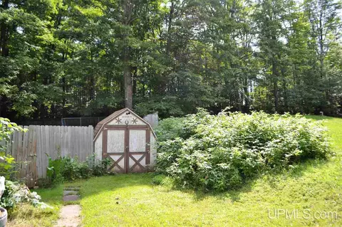 1845 Southwood, Ishpeming, MI 49849 photo 19