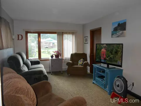 524 N Fourth, L'anse, MI 49946 photo 5