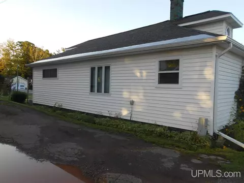 524 N Fourth, L'anse, MI 49946 photo 18