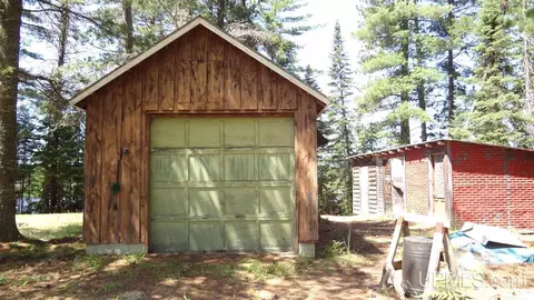 297 South Cp, Ishpeming, MI 49849 photo 21