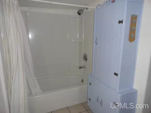 807 E Prospect, Munising, MI 49862 photo 23