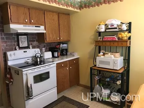 1111 Stephenson, Escanaba, MI 49829 photo 7