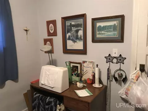 1111 Stephenson, Escanaba, MI 49829 photo 22