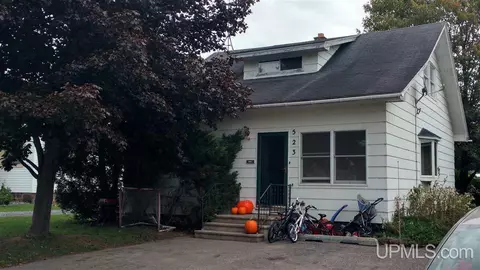 523 N Third, L'anse, MI 49946 photo 1