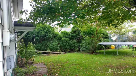 523 N Third, L'anse, MI 49946 photo 5
