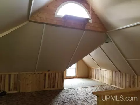 802 N N Pne, Ishpeming, MI 49849 photo 32