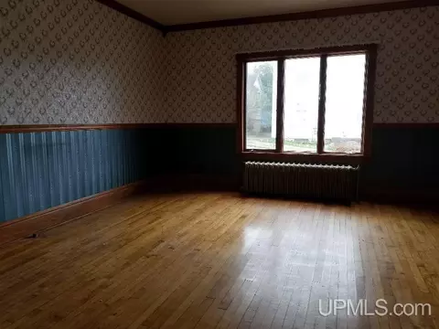 802 N N Pne, Ishpeming, MI 49849 photo 10