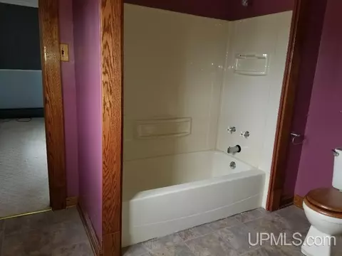 802 N N Pne, Ishpeming, MI 49849 photo 23