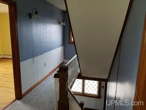 802 N N Pne, Ishpeming, MI 49849 photo 18