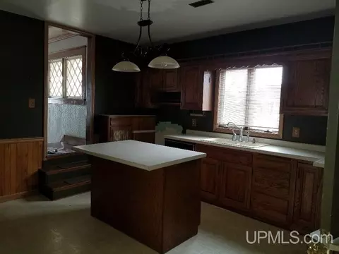 802 N N Pne, Ishpeming, MI 49849 photo 16