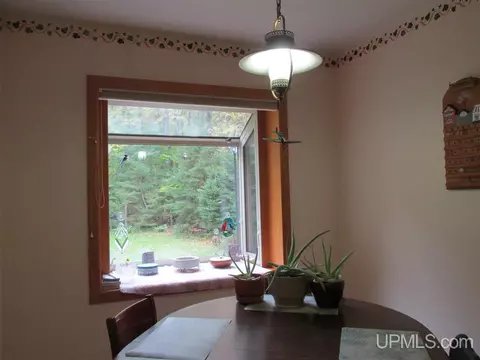 5331 18th, Escanaba, MI 49829 photo 4