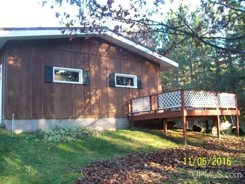 2012 E Pierce, Wakefield, MI 49968 photo 7