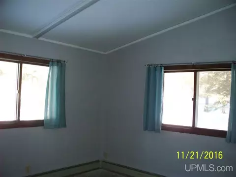 2012 E Pierce, Wakefield, MI 49968 photo 21