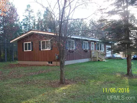 2012 E Pierce, Wakefield, MI 49968 photo 4