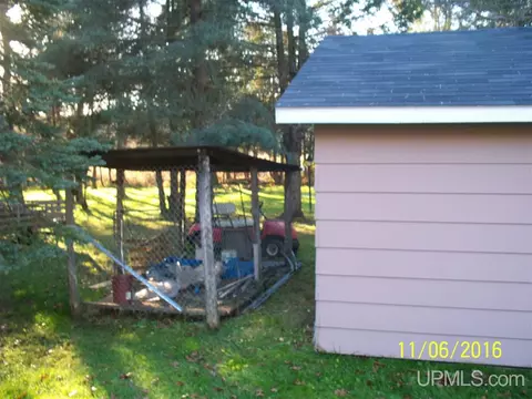 2012 E Pierce, Wakefield, MI 49968 photo 35