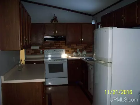 2012 E Pierce, Wakefield, MI 49968 photo 9