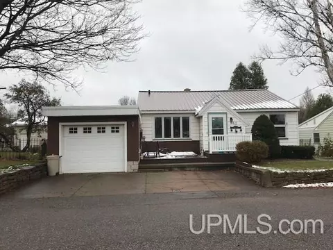 662 Teal Lk, Ishpeming, MI 49849 photo 1