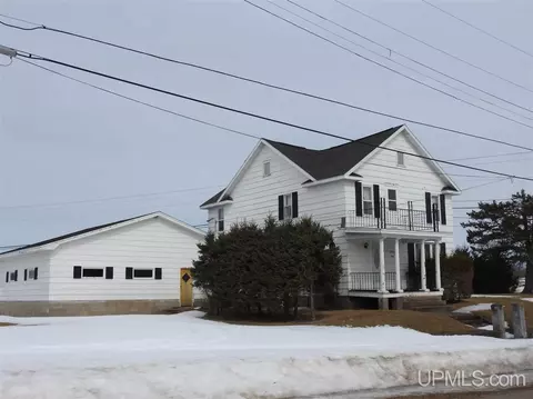 3906 W Morgan, Loretto, MI 49852 photo 3
