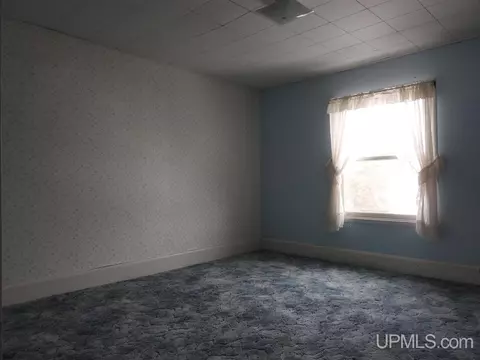 3906 W Morgan, Loretto, MI 49852 photo 9