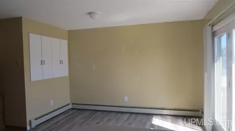 705 S 31st, Escanaba, MI 49829 photo 3